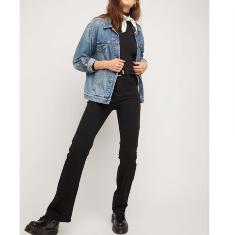 NWOT! Free People French Girl Flare Jeans Size 28